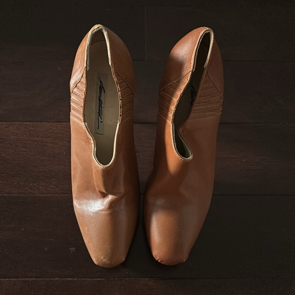 Brian Atwood Camel Platform Booties (Size 39) - Picture 3 of 7